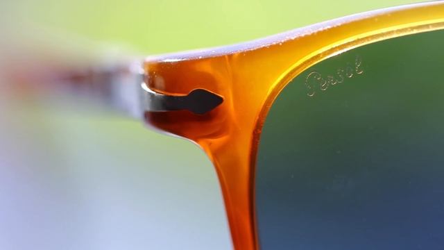 Persol PO3019S Review