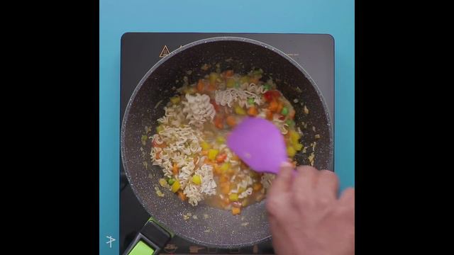 Gobble | Maggi Poppers смотреть онлайн