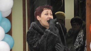 Юлия Попова исполняет песню "Желаю" (муз. и сл. Е. Ваенги)