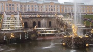 Запуск фонтанов в Петергофе