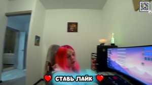 МЕШАЮ ДЕВУШКЕ ИГРАТЬ 24 ЧАСА | ПРАНК