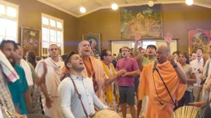 Hare Krishna Kirtan by HH DevaMrita Swami on Pani-Hati June 12, 2022