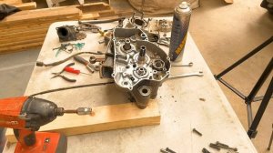 SUZUKI RM125 Engine Teardown FULL TIMELAPSE Start to Finish