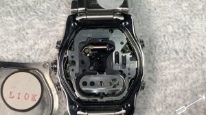 Tear Down and battery replacement: Casio EFA120D-1AV Edifice Watch
