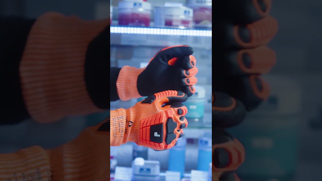 Перчатки с броней и защитой от порезов #diy #automobile #tools смотреть онлайн