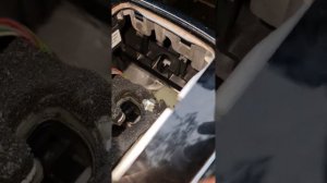 Mercedes cls w219 gearbox knob and panel removal, selector panel removal