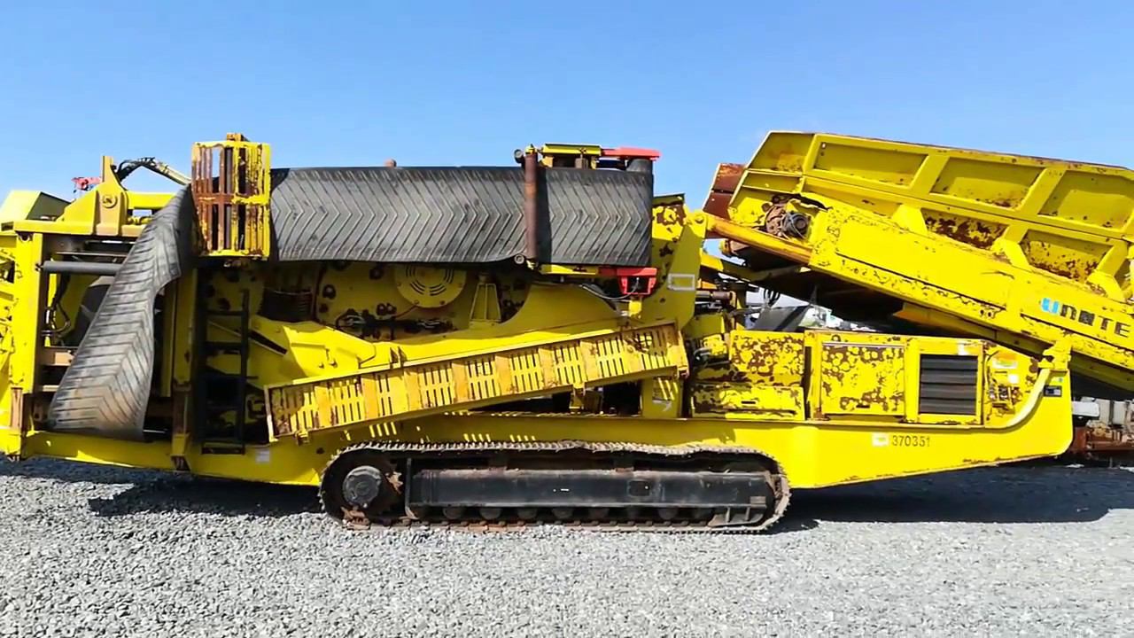 Самоходный мобильный грохот EXTEC E7 для тяжёлого грохочения (Sandvik QE341)
