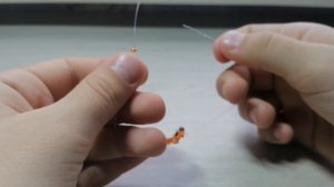 Фигурка из бисера лиса крестиком