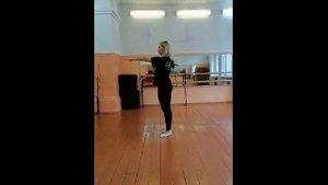 Постановка корпуса,позиции рук и ног в современном танце