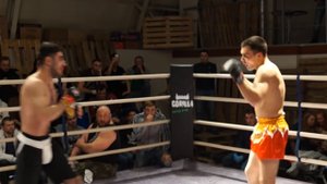 Тайский Боксер против Армянского Борца