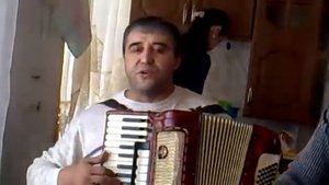 Аварская песня на гармошке