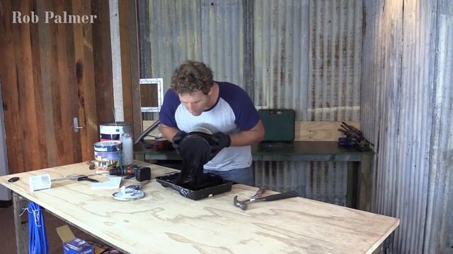 Reusing Old Paint | DIY Tip смотреть онлайн