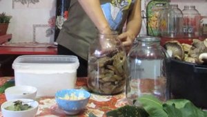 СОЛИМ ГРУЗДИ НА ЗИМУ. Холодный способ,без варки.