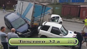 ДТП грузовик собрал 3 машины.