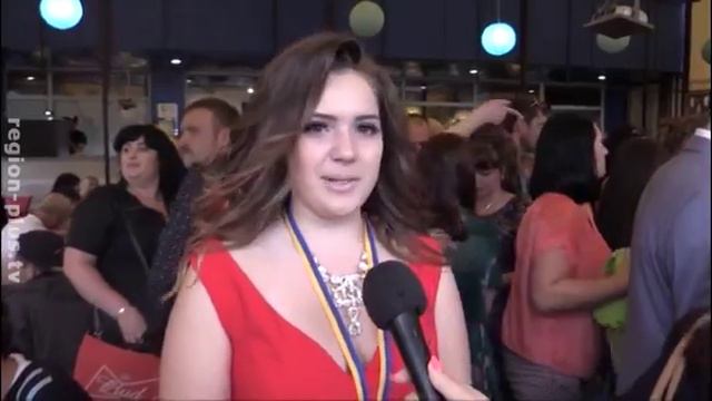 До свидания, школа! В Мелитополе прошёл выпускной бал 1