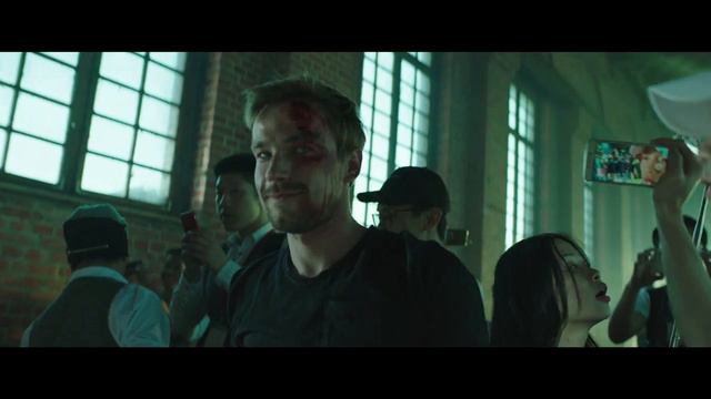 Герой - дополнительная сцена фильма смотреть онлайн