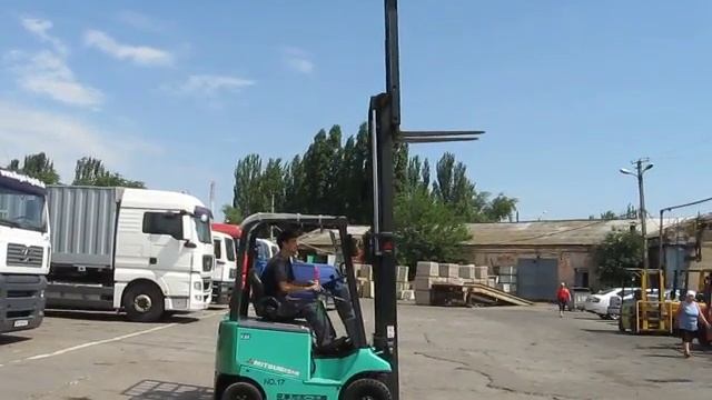 Электропогрузчик Mitsubishi FB10PN-75B грузоподъёмностью 1 тонна смотреть онлайн