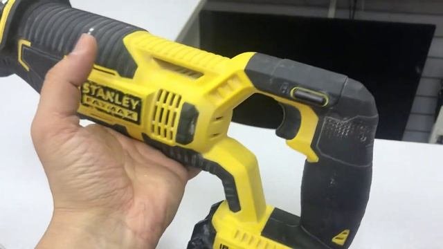 Сабельная пила Stanley