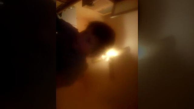 Хлопушка из бумаги(прошу прощения за качество) смотреть онлайн