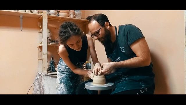 Киев.Арт-студия Ліхтарик. Гончарный мастер-класс. смотреть онлайн