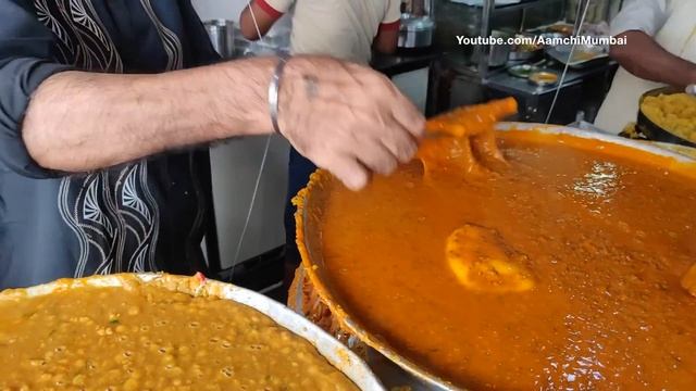 Most Popular Sindhi Breakfast of Ulhasnagar | Street Food смотреть онлайн