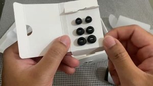 ? PLAYSTATION PULSE EXPLORE WIRELESS EARBUDS // UNBOXING!!