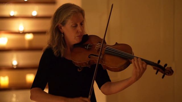 The CSO's Diane Mues in the Sarabande from Bach’s Cello Suite No. 4 смотреть онлайн