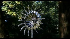 Кинетическая скульптура Океан