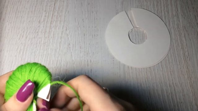 Помпон из пряжи смотреть онлайн