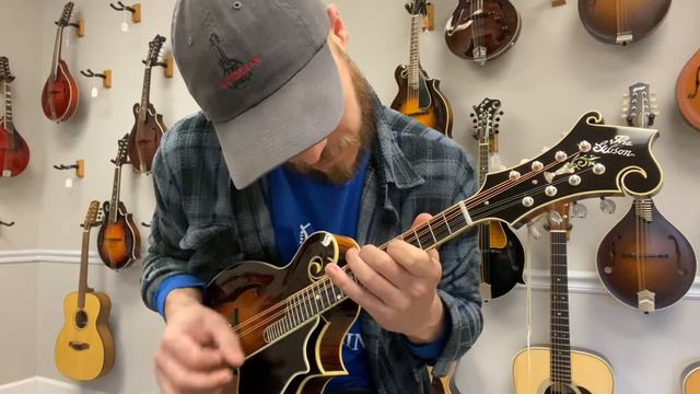 Gibson Master Model смотреть онлайн