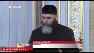 Рамзан Кадыров совершил утренний намаз в мечети имени Абдул Хамида Кадырова