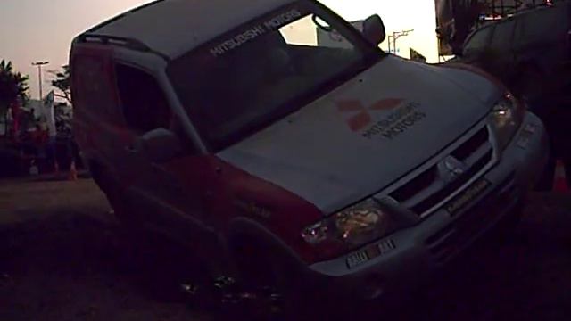 Quiebre Mitsubishi Montero Venezuela Off Road 2007 смотреть онлайн