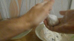 Как сделать отполированный шарик из бумаги.