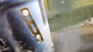 Volkswagen T4 не работает центральный замок, передние габариты.