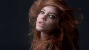 Barbara Palvin - L'Oreal superliner blackbuster