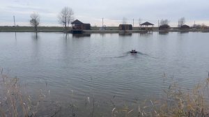 Поставили автопилот Акваробот на Toslon Xboat 730. Часть 2. Тесты на воде.