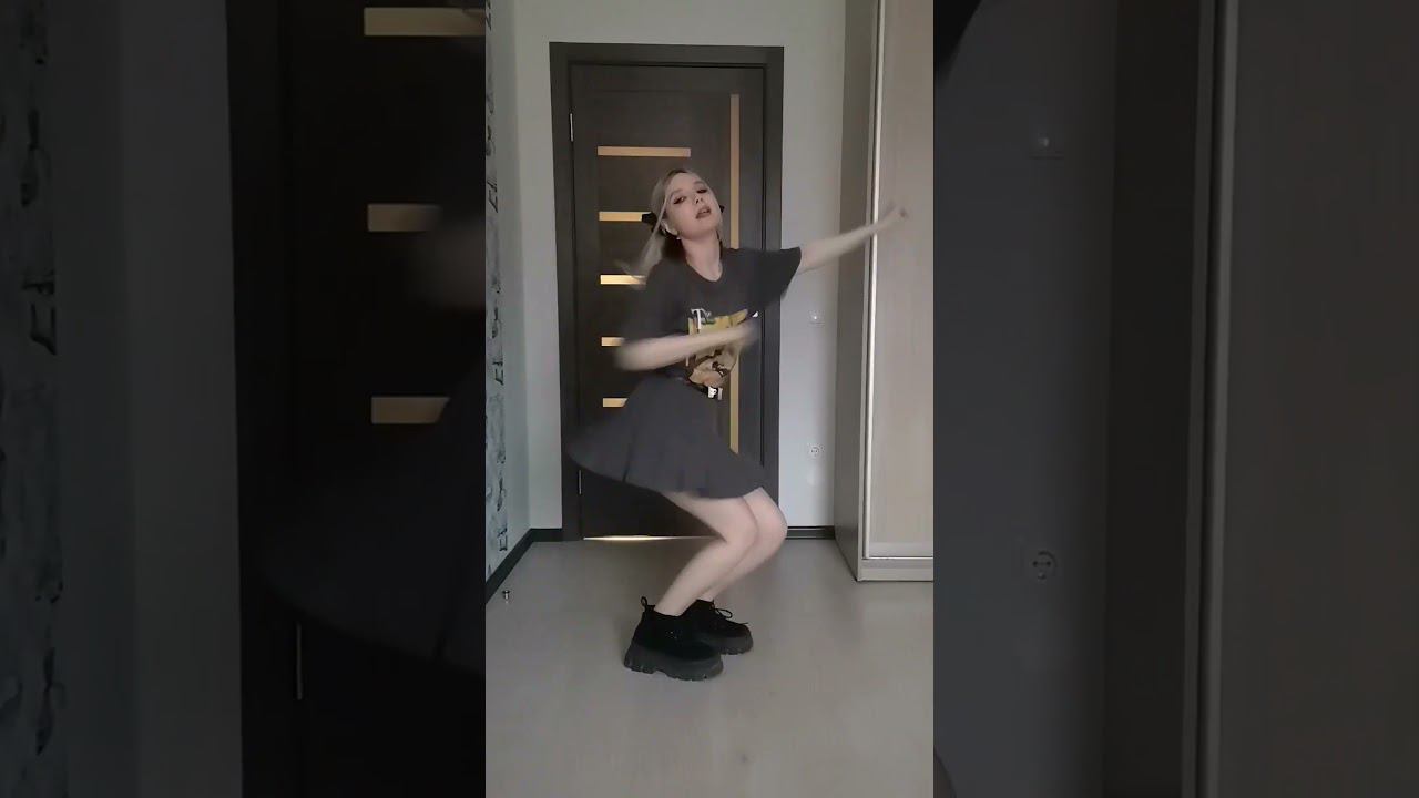 IVE - BADDIE смотреть онлайн