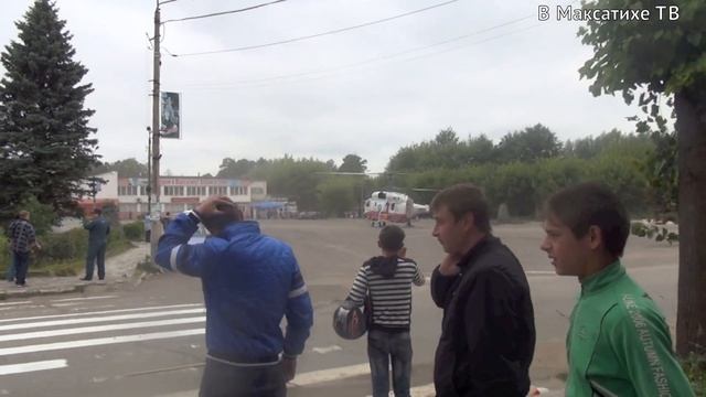 Вертолёт на площади Свободы в пгт. Максатиха