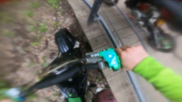 Адский переезд через речку / Покатушка на питбайках: Ycf r start 125 / Ycf sp 3 смотреть онлайн