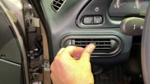 ✅LADA Niva Travel (Лада Нива Тревел). Обзор комплектации и цены. Январь 2022.