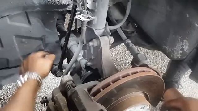 Save money diy replacing sway bar stabilizer linkage 2007 Kia spectra