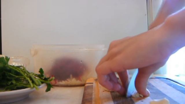 Свекольный салат с творогом и яблоком смотреть онлайн