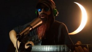 "Тётя Маня" А Розенбаум "Месяц" песня под гитару - доставай ка Тётя Маня помидорчики))