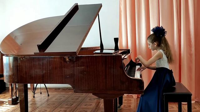 Последние жёлтые листья... Elena Davis