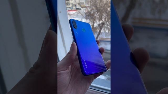 Huawei Honor 20S 6/128ГБ  7.500₽