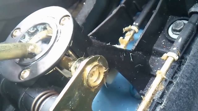 Кулиса в Мицубиси Каризма ГДИ смотреть онлайн