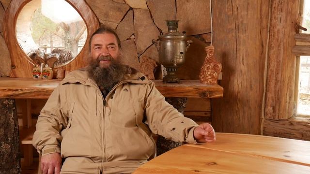Мастерская сказок. Подготовка к покраске кресла из обычной коряги.