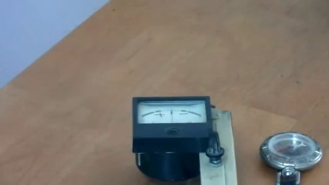 Электроскоп против компаса (для подписчика). смотреть онлайн