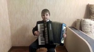 Русская народная песня "Я на горку шла" Исполняет Нестеренко Артем
