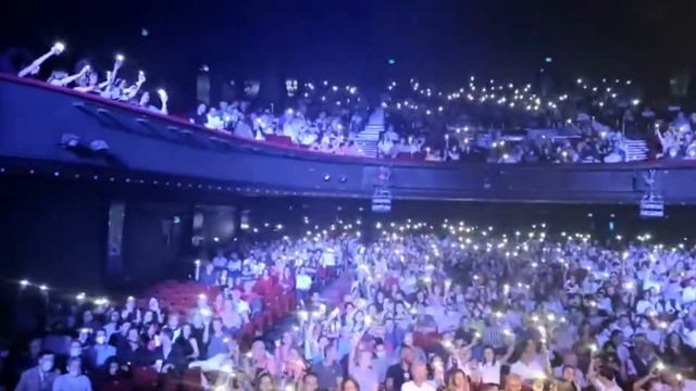 Nick mallen - Dont let me down (live l'Olympia de Paris)